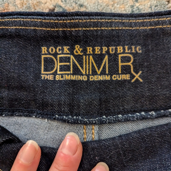 Rock & Republic jean shorts - Picture 3 of 4